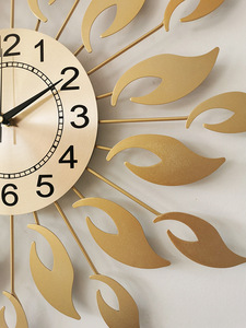 Nouvelle arrivée grande horloge murale en métal en forme de <span class=keywords><strong>soleil</strong></span>, moderne et créative, silencieuse, pour la décoration du salon, vente en gros - Product Image 5