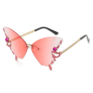 Nouvelle arrivé<span class=keywords><strong>e</strong></span> mode surdimensionné sans cadre diamant papillon lunettes de soleil design de luxe femmes ombre lunettes de soleil <span class=keywords><strong>2023</strong></span> - Product Image 6