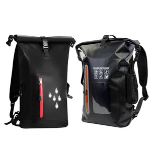 Mochila Impermeable Resistente con Cierre Enrollable y Bolsillo Frontal con Cremallera para Kayak, Camping, Pesca y Viajes - Product Image 1