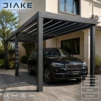 Pergola solaire Jiake avec structure en aluminium et panneaux photovoltaïques sur lames orientables pour l'ombrage des voies de circulation