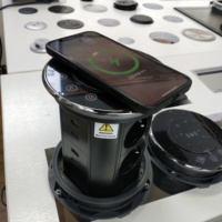 Prise de courant motorisée escamotable intelligente multi-prises de bureau 10A 4 sorties