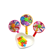 Bonbons en gros personnalisé marque privée Offre Spéciale amusant coloré ventilateur jouet avec multicolore doux tablette bonbons enfants bonbons jouet ODM/OEM