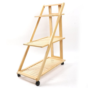 Soporte móvil de bambú de tres niveles para flores, adecuado para dormitorios, salas de estar y habitaciones. Presenta un diseño de carrito escalonado. - Product Image 3