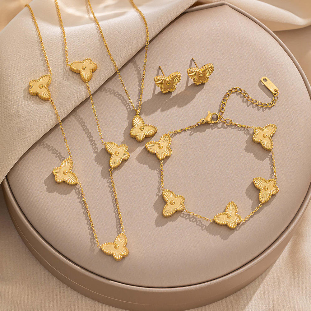 ทองชุดสี่ชิ้น713