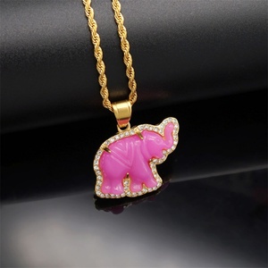 Nuevo Collar con Colgante de Elefante de Acero Inoxidable con Baño PVD y Jade, Joyería con Animalito de la Suerte para Mujer - Product Image 6