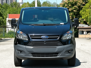 Ford <span class=keywords><strong>Transit</strong></span> d'occasion 2019 à <span class=keywords><strong>vendre</strong></span>, 2.0T Diesel, manuelle, traction avant, fourgon 6 places - Product Image 1