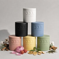 Bougie parfumée de luxe en pot en céramique avec logo personnalisé, mèche en bois crépitante, cire de soja pour une décoration intérieure de luxe discrète, coffret cadeau, ensemble artistique