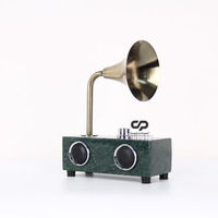 Sculpture de gramophone vintage avec socle en marbre et corne en laiton ornement décoratif rétro pour affichage de bureau à domicile