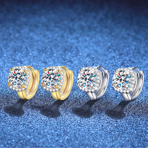 Boucles d'oreilles Huggie en Moissanite <span class=keywords><strong>1</strong></span> <span class=keywords><strong>carat</strong></span> pour Femme, en Argent Sterling S925 Plaqué Or 18K, Sertissage Carré, Bijoux de Luxe - Product Image 2