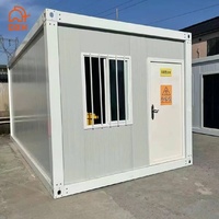 Panneau sandwich préfabriqué de 20 pieds, maison conteneur modulaire en acier détachable, hébergement portable pour étudiants, salle de classe scolaire