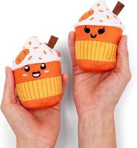 Peluches d'automne douces et câlines en coton PP de la marque Relatable pour les lattes, pour les êtres chers de tous âges - Product Image 2