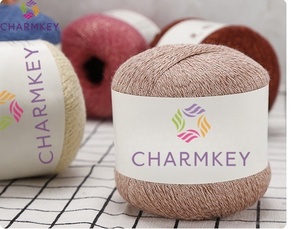 El nuevo listado <span class=keywords><strong>de</strong></span> <span class=keywords><strong>hilo</strong></span> <span class=keywords><strong>de</strong></span> encaje brillante mezclado <span class=keywords><strong>de</strong></span> poliéster y algodón mercerizado para chal <span class=keywords><strong>de</strong></span> ganchillo - Product Image 3