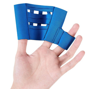 Mini guante de entrenamiento de tela de malla azul y negro con soporte para muñeca para voleibol de uso general - Product Image 3