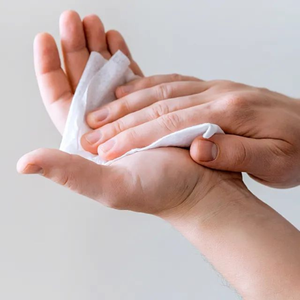 Lingettes humides pour bébé OEM personnalisées en gros, 90 lingettes, non parfumées, à l'eau pure, multi-usages, pour le soin des mains, du visage et de la peau des nourrissons, fabriquées au Vietnam - Product Image 5