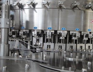 Línea de Llenado de Bebidas Carbonatadas (CSD) Totalmente Automática y Avanzada para Cola y Refrescos - Product Image 4