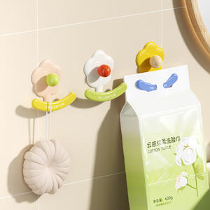 Ganchos Adhesivos con Forma de Flor The Lucky Life, Gancho Doble con Capacidad de Carga de 3-5 kg para Uso en Cocina y Baño - Product Image 4