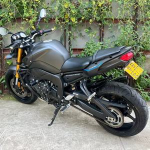 Yamaha1 FZ8N 779cc Motor de 4 Cilindros en Línea Naked <span class=keywords><strong>Streetfighter</strong></span> 106HP Horquillas Invertidas Doradas y Escape Modificado (Motocicleta Deportiva Urbana) Motos a Gasolina - Product Image 5