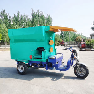 Épandeur intégré à haute productivité pour l'alimentation animale Mélange de concassage d'ensilage avec la machine agricole de moteur de composant de noyau de transporteur - Product Image 6