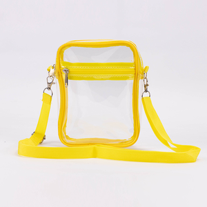 กระเป๋าสะพายข้างแบบใส PVC สำหรับคอนเสิร์ต กีฬา กระเป๋าสะพายไหล่ข้างเดียว กระเป๋าสะพายข้างพร้อมซิปปรับได้ - Product Image 4