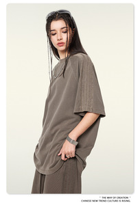 เสื้อยืดโอเวอร์ไซส์ผู้ชาย ผ้าฝ้าย แขนสั้น คอกลม พิมพ์ลายตัวอักษร สวมใส่สบาย ระบายอากาศได้ดี ทรงพอดีตัว ดีไซน์โลโก้ด้านหน้า - Product Image 2