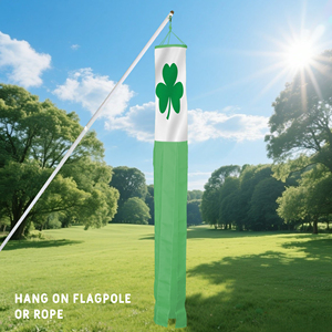 Décoration de jardin personnalisée pour la Fête de Saint Patrick : Décorations de jardin imprimées numériquement, chaussettes à vent volantes pour la cour, le jardin et la véranda - Product Image 4