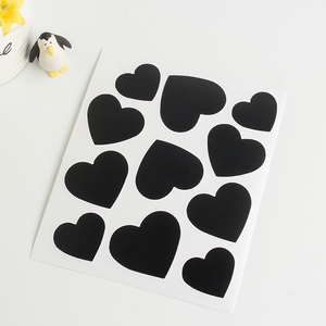 Adesivi Temporanei per Tatuaggi a Forma di Cuore Nero con Impronta di Zampa, Rimovibili Dopo 1 Settimana, per Viso, Corpo, Braccia e Piedi - Product Image 1
