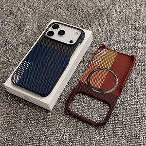 Custodia Magnetica Ultrasottile in Fibra di Carbonio con Texture per <span class=keywords><strong>iPhone</strong></span> 17 16 15 14 13 Pro Max, Ricarica Wireless, <span class=keywords><strong>Cover</strong></span> Posteriore Semi-Inclusiva - Product Image 1