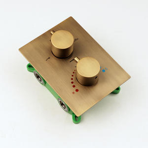 Cuerpo de Válvula Termostática Oculta para Ducha, de Cobre, con Tres Funciones, Montaje Simple en Pared - Product Image 1