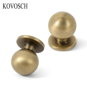 Boutons KOVOSCH en métal, vente en gros, boutons ronds en laiton massif, poignées de tiroir de style antique, boutons minimalistes modernes pour meubles - Product Image 1