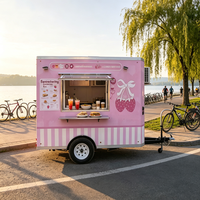Remorque alimentaire commerciale avec fenêtre de service et comptoir grill pour paninis et sandwichs pressés à Genève Park