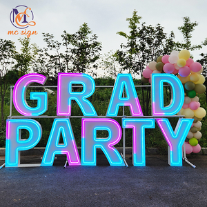 Lettere Decorative in Metallo di Alta Qualità 3ft 4ft, Insegna Vintage in Metallo a Forma di Love per Decorazioni di Eventi e Feste - Product Image 1