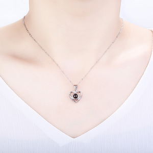 Collar con Colgante de Proyección de Corazón Personalizado con 100 Idiomas <span class=keywords><strong>Te</strong></span> <span class=keywords><strong>Amo</strong></span>, Joyería Conmemorativa <span class=keywords><strong>para</strong></span> Mujer, Regalo <span class=keywords><strong>para</strong></span> el Día de San Valentín - Product Image 4