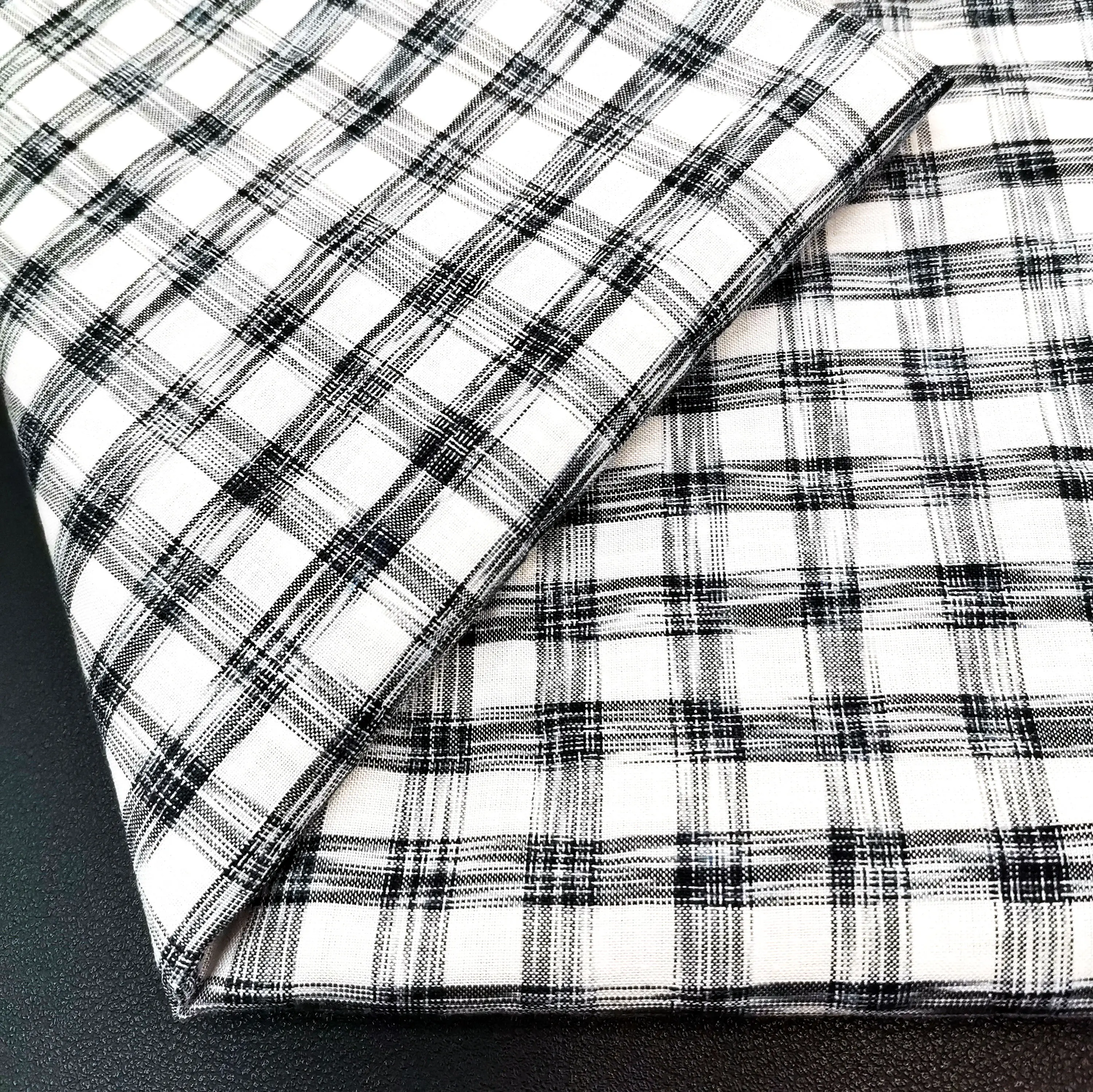 Baumwolle und Leinen gemischte Garn gefärbt Check-Stoff Herren und Damen Sommerhemd Stoff Rock Pyjamas Heimbekleidung Stoff SS2016