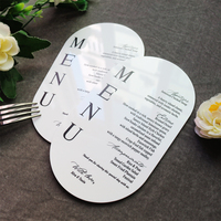 Carte de menu de mariage ovale en acrylique blanc, personnalisée avec texte estampé à chaud noir, pour table de dîner de banquet de mariage