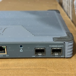 Commutateur réseau Juniper SRX300 avec fonctionnalité PoE, 48 ports 10/100/1000 Mbps, capacité 40 Gbps - Product Image 2