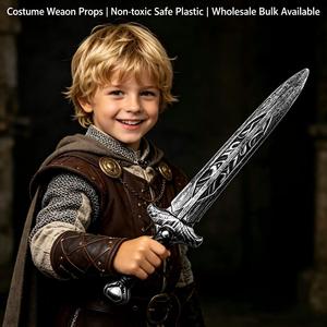 Épée de <span class=keywords><strong>jouet</strong></span> réaliste en plastique en gros, accessoire de costume de roi médiéval, fausse épée de gladiateur pour Halloween, cosplay et fêtes - Product Image 1