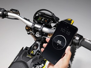 Edoo&ZH Surron Light Bee 2.0 Batteria 78.5V 45Ah con Assistenza in Salita, 410Nm di Coppia, Moto Fuoristrada Completamente Intelligente - Product Image 2