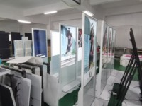 VETO 43 49 55 İnç Android LCD Reklam Ekranı İç Mekan Dikey Ayaklı Dokunmatik Ekranlı Kiosklar Oteller, Uçaklar, Metro için
