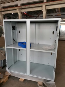 Caja de distribución de transformador electrónico de acero inoxidable Caja de batería solar para exteriores de telecomunicaciones con protección IP55 para 1-3 baterías - Product Image 5