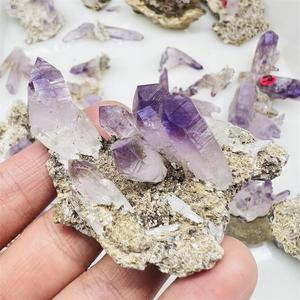Vente en gros d'améthyste <span class=keywords><strong>vera</strong></span> <span class=keywords><strong>cruz</strong></span> naturelle de haute qualité grappe de cristal reiki rugueux violet pour la méditation - Product Image 1