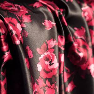 Fabricant chinois 6a 22 Momme Pure <span class=keywords><strong>Soie</strong></span> <span class=keywords><strong>Satin</strong></span> Charmeuse Service d'impression <span class=keywords><strong>de</strong></span> tissu <span class=keywords><strong>au</strong></span> <span class=keywords><strong>mètre</strong></span> <span class=keywords><strong>Soie</strong></span> <span class=keywords><strong>de</strong></span> mûrier - Product Image 5