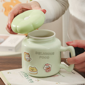 Caneca de Cerâmica com Tampa e Alça, Design de Desenho Animado, Alta Qualidade, Grande Capacidade, Resistente a Altas Temperaturas, Segura para Micro-ondas, Ideal para Uso no Escritório - Product Image 4