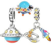 Pendentifs de collection originaux en forme de fusée, thème aviation, en tungstène blanc, avec placage argent épais, pour l'approvisionnement transfrontalier