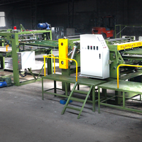 Machine automatique motorisée de jointage de placages de contreplaqué contrôlée par PLC pour la production de contreplaqué, format 4/8 pieds, certifiée ISO/CE, facile à utiliser