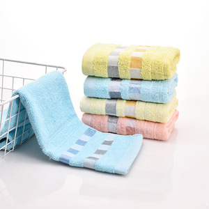 Serviette de sport 32x71cm en coton à carreaux, séchage rapide, pour la gym et l'extérieur - Product Image 1