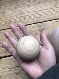 Boule d'artisanat en bois de 10mm boules rondes en bois non finies pour bricolage Art artisanat fabrication de bijoux projets de conception de bâtiment - Product Image 3