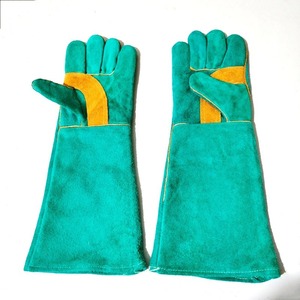 Guantes de Soldador Personalizados, Resistentes al Fuego, Anti-radiación y Anti-escaldaduras, de Doble Capa, de Cuero Vacuno Cosido - Product Image 1