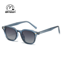 Gafas de Sol Unisex Qmoon con Montura Cuadrada Completa, Protección UV400, Lentes TAC Grises Degradados, Ligeras, Antideslumbrantes, para Deportes al Aire Libre y Uso Diario