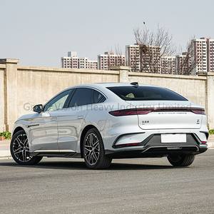 BYD Han EV 605KM Premium New Energy Vehicle City Commuting Vehicles Le toit ouvrant panoramique peut être ouvert Mobile APP Fonction à distance - Product Image 2