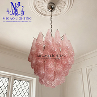 Lustre vintage médiéval français, suspension en verre texturé rose en forme de goutte d'eau, luxe pour villa, salon, salle à manger, entrée